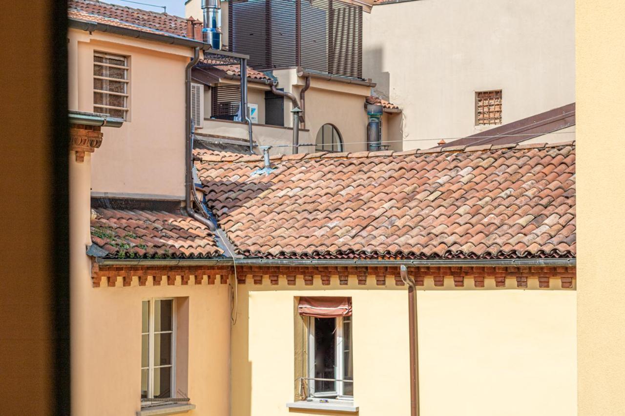 Casa Dafne In Canton De Fiori Bologna Exterior photo
